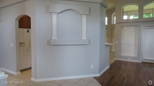 Building Photo - 3726 Bedford Dr Rental