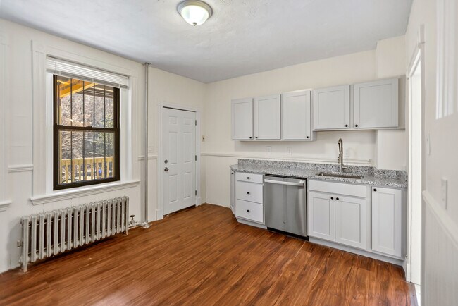 Photo - 862 Huntington Ave Unit 2A