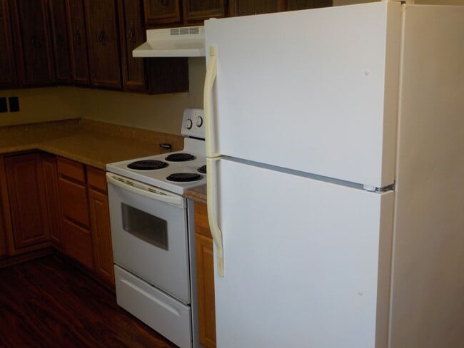 Photo - 909 Highland Dr