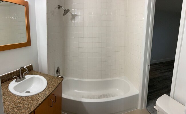 Photo - Great Location! Spacious 2/2! Call for Spe... Unit 43 - Vegas