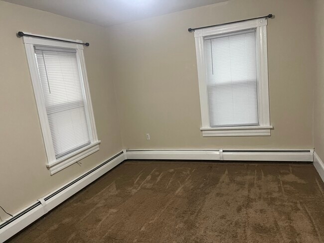 Photo - 684 Bennett St Unit 2