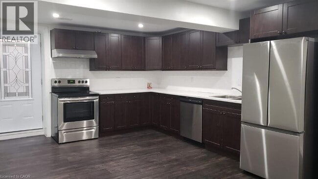 Photo - 18 Hawkswood Dr