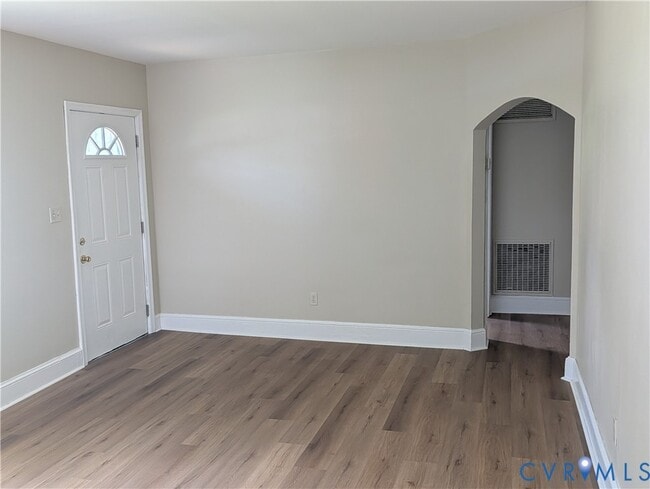 Photo - 726 Jefferson Pl