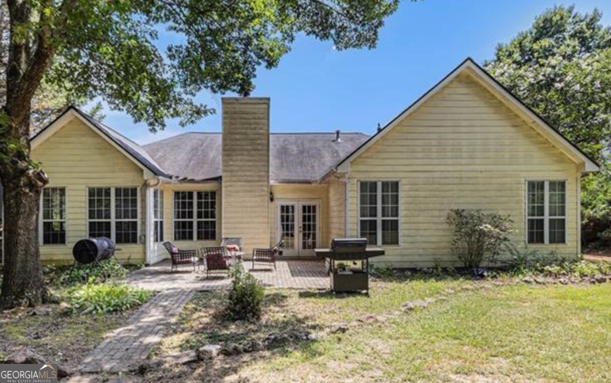 Photo - 9750 Lakemoore Cove