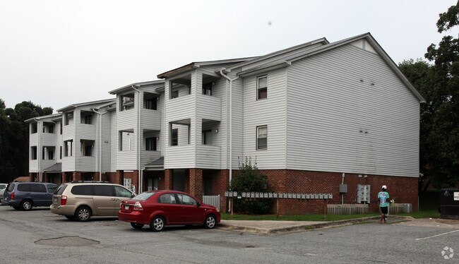 Pomona Heights Apartments - Pomona Heights Apartments