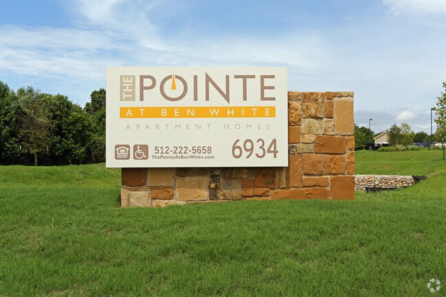 Entrance Sign - Pointe at Ben White