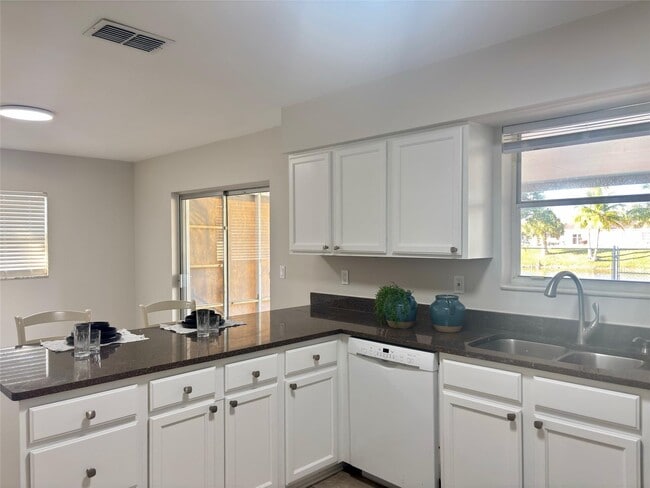 Photo - 10935 Gable St