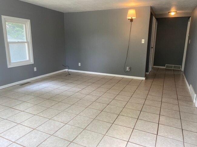 Photo - 209 N 10th St