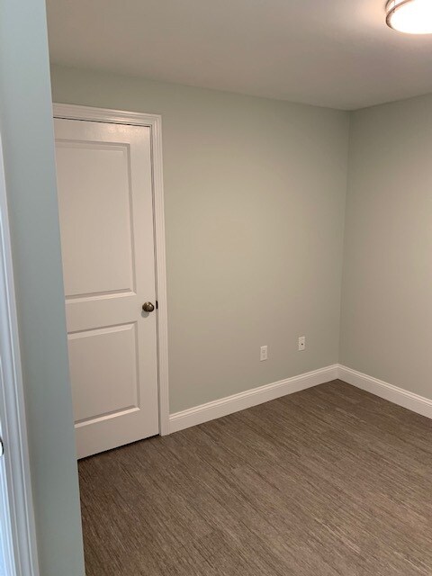 Building Photo - 5682 Post Rd Unit C