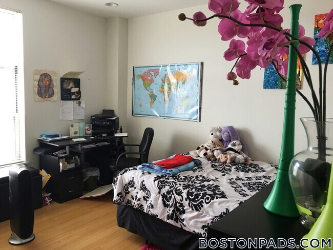 Photo - 601 Albany St Unit 308