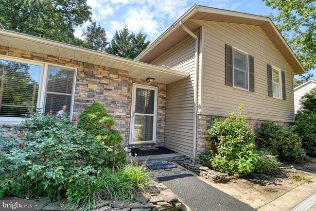 Photo - 800 Baltimore Annapolis Blvd