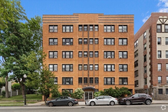 Building Photo - 7427 JFK Blvd E Unit 41 Rental