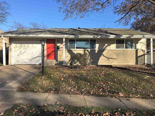 Building Photo - Beautifully Renovated - 3 Bedroom Home