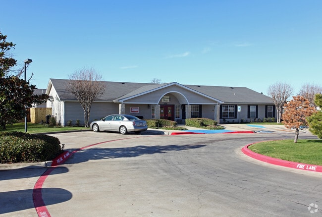 Primary Photo - Villas of Hickory Estates