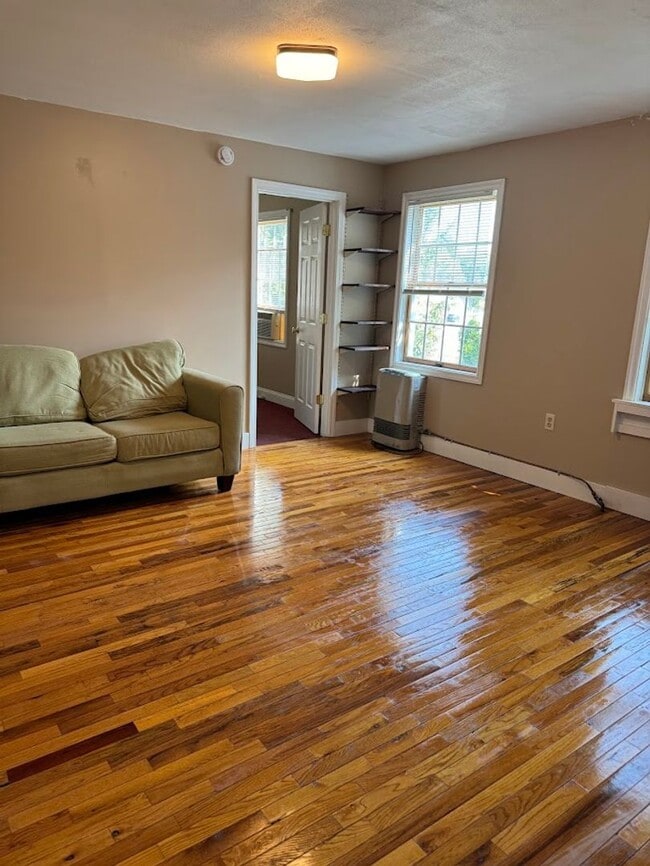 Photo - Portsmouth 1 bedroom Unit B