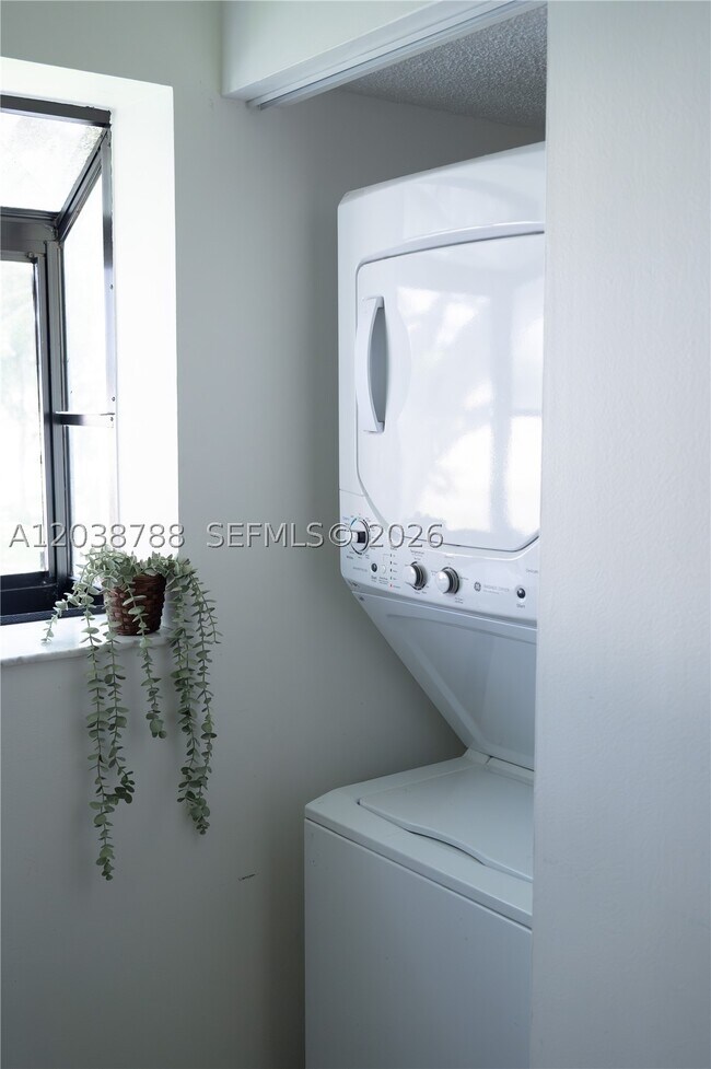 Photo - 3500 Gateway Dr Unit 202