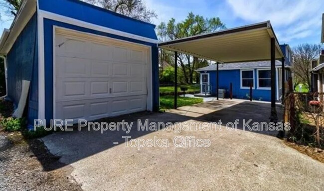 Photo - 2937 The Paseo