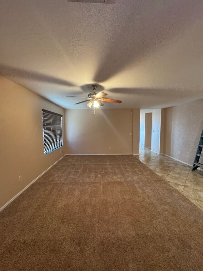 Photo - 2133 W Burgess Ln
