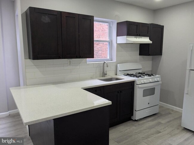 Photo - 178 W Hanover St