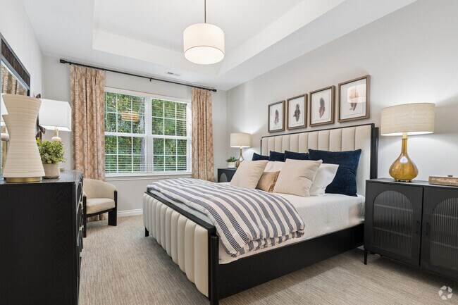 End - 2BR, 2BA - 1,470SF - Bedroom - Encore at West Valley