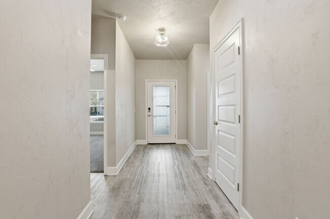 Photo - Villas of West 3Bed/2Bath End Unit