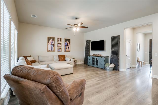 Photo - 4217 Massey Mdws Wy