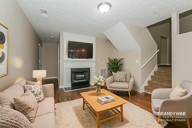 Photo - 10445 Ivygate Ave