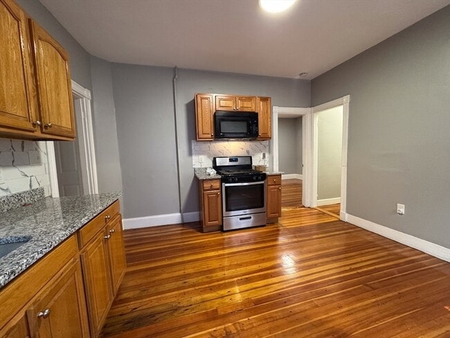 Photo - 12 Dalrymple St
