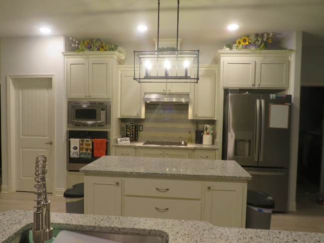 Photo - 9167 Tara Cir