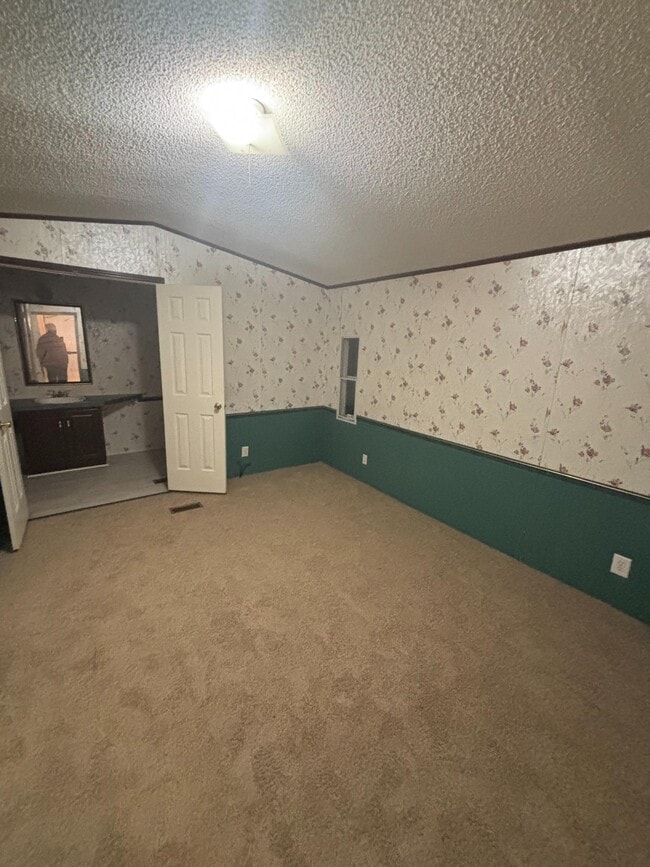 Photo - 407 Delwood Ln