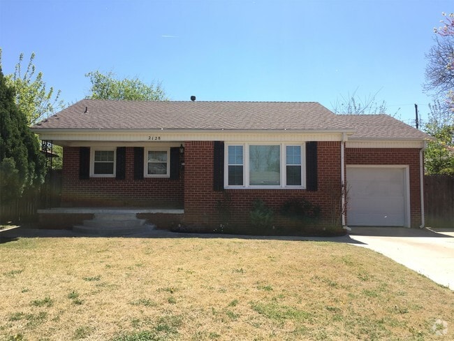 Building Photo - 2128 Carlisle Rd Rental