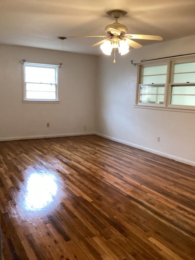 Photo - Spacious 3 Bedroom! Close to ENMU Campus in Portales!  Pets Welcome!