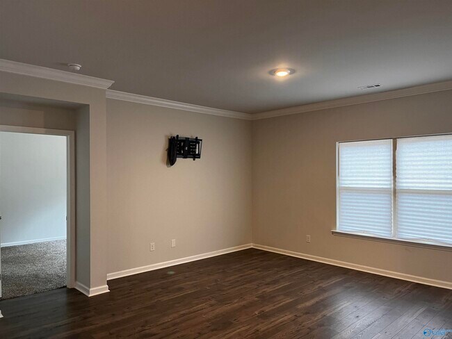 Photo - 109 High Leaf Dr
