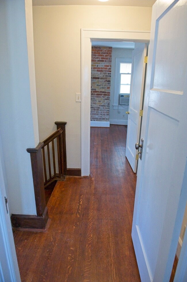 Photo - 447 N Beville Ave