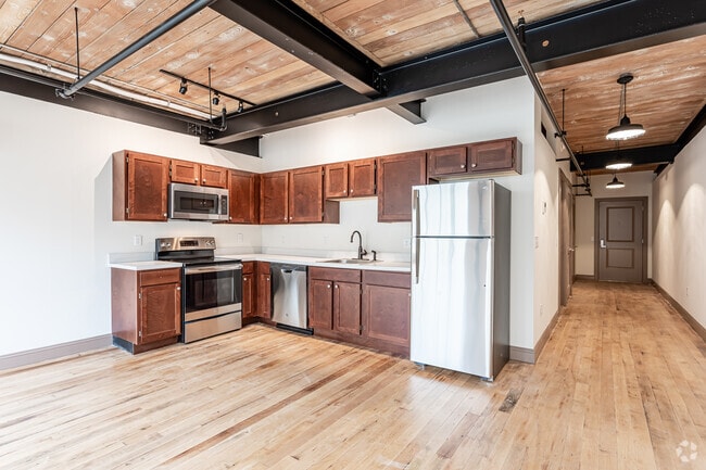 Kitchen - Lofts at Cargill Falls Mill