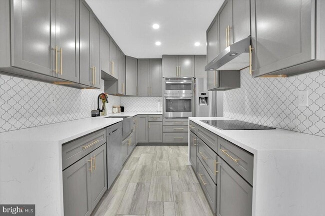 Photo - 8605 Western Oak Dr