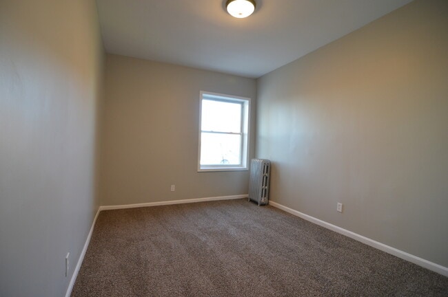 Photo - 3422 W Grenshaw St Unit 2