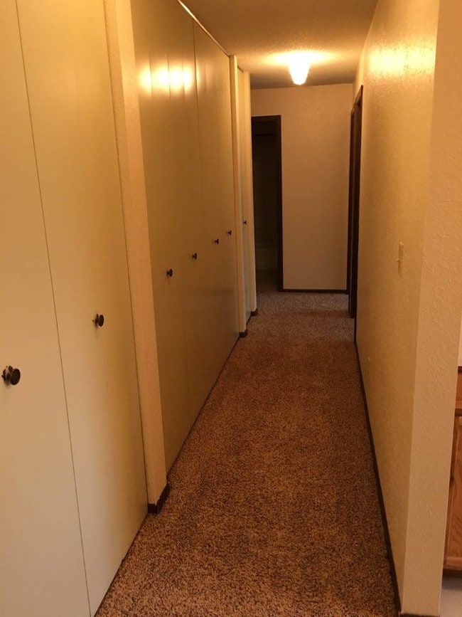 Photo - Delton Manor Apartments