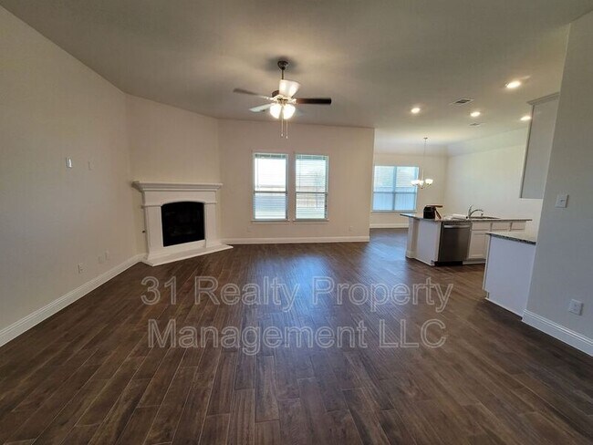 Photo - 6105 Cheshire St