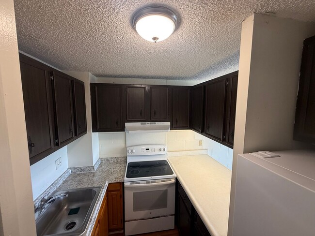 4156 Rice St Unidad Tony Tay