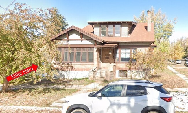 Building Photo - 1319 E Custer St Unit Apt. 1