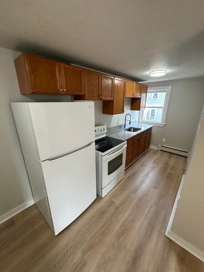 Kitchen - 109 Prichard St Unit 1