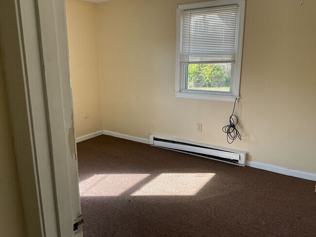 Photo - 35 Armory St Unidad 4