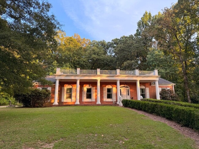 Building Photo - 154 Spivey Rd