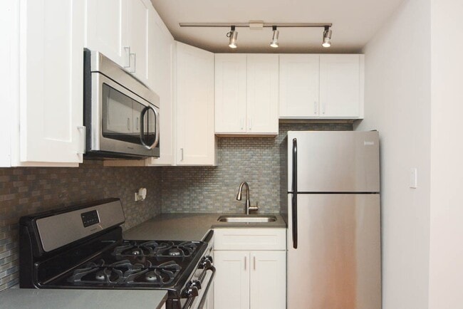 Photo - 2425 N Kedzie Blvd Unidad 20B