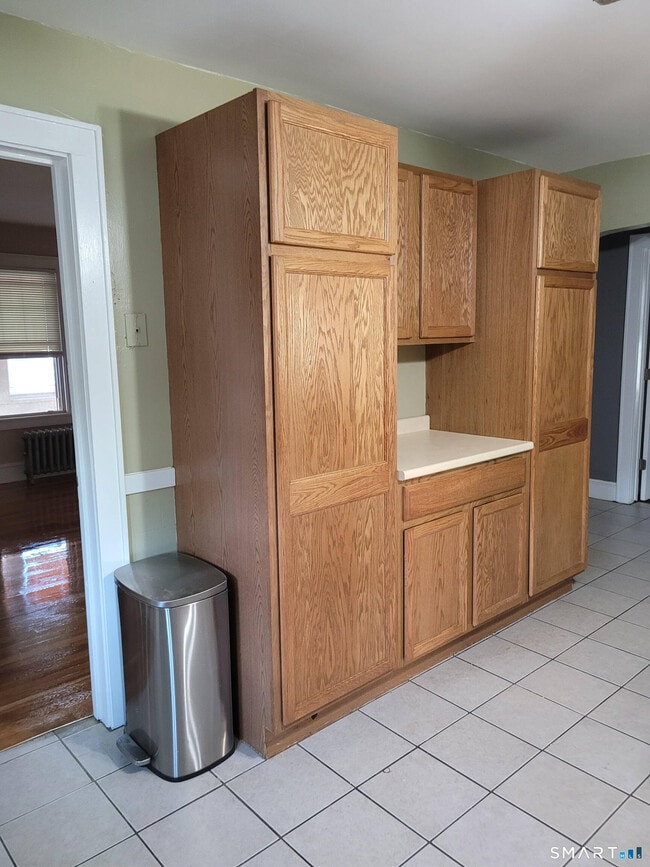 105 Windsor St Unit 2ND Fl
