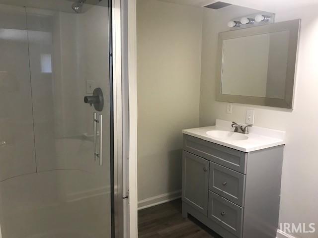 Photo - 422 N Clark St