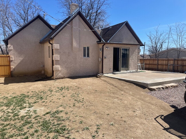 Photo - 353 N Raynolds Ave