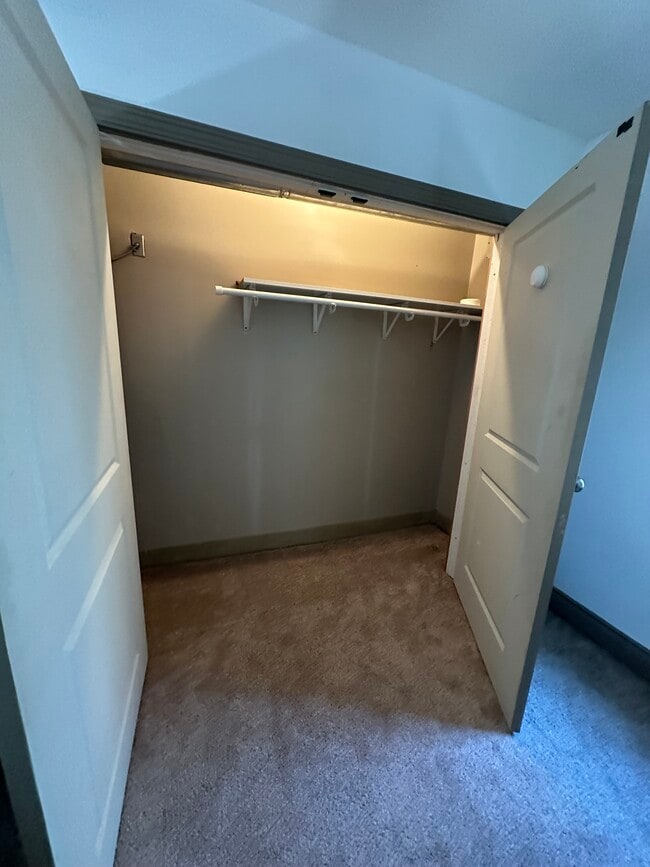 Photo - 290 Lexington Ave Unit Upper