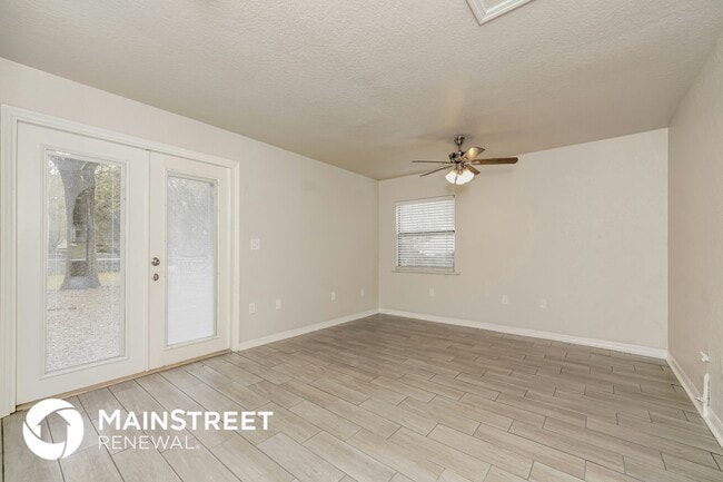 Photo - 2421 Harvard Rd